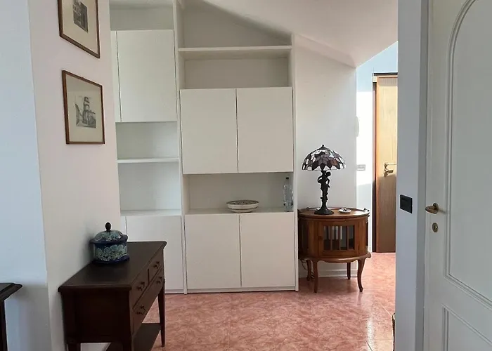 Mansarda Lucia شقة